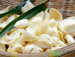 新鮮百合有苦味能吃嗎？鮮百合怎么去苦味？