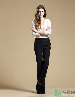 黑色褲子粘毛怎么辦？黑色褲子為什么會粘毛？