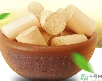 艾灸足三里有什么好處？艾灸足三里的功效