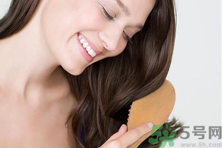 冬天用什么梳子比較好？頭發(fā)總愛靜電用什么梳子好？