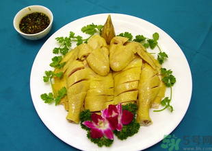 三黃雞怎么做好吃？三黃雞煮多久會熟？