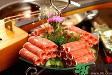 吃火鍋舌頭變黑怎么回事？吃完火鍋為什么舌頭會(huì)變黑色？