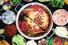 吃火鍋舌頭變黑怎么回事？吃完火鍋為什么舌頭會(huì)變黑色？