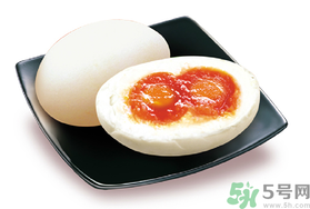 咸鴨蛋臭了還能吃嗎？臭咸鴨蛋對(duì)人體有害嗎？