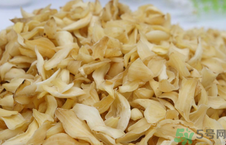 干百合有酸味正常嗎？百合有酸味能吃嗎？