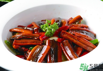 黃鱔的營養(yǎng)價(jià)值 黃鱔的功效與作用 黃鱔的營養(yǎng)價(jià)值 黃鱔的功效與作用