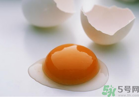 雞蛋黃發(fā)紅是怎么回事？雞蛋黃發(fā)紅可以吃嗎？