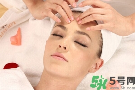 面部刮痧能祛痘嗎？面部刮痧祛痘效果好嗎？