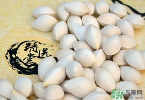 白果發(fā)霉了還能吃嗎？白果發(fā)霉了怎么處理？