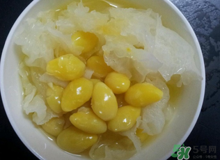 白果能和銀耳一起煮嗎？白果和銀耳可以同吃嗎？