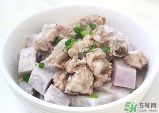 煮排骨用涼水還是熱水？燉排骨用熱水好還是涼水好？