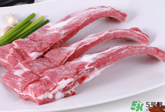  燉排骨用什么鍋？排骨用鍋高壓鍋燉多長(zhǎng)時(shí)間？