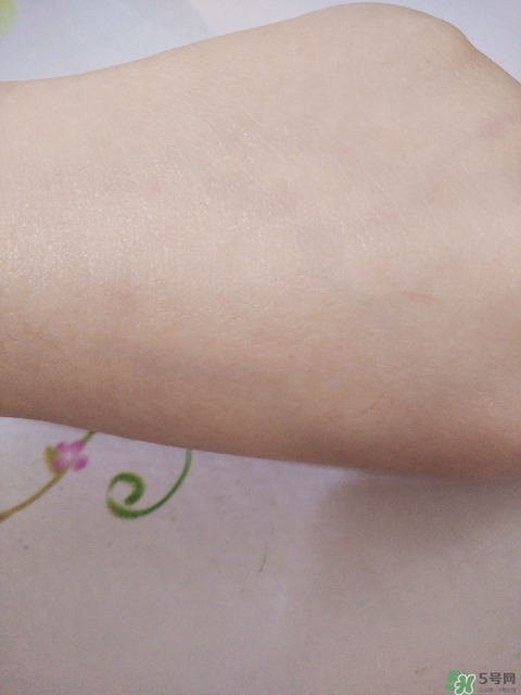 百雀羚三生花護手霜怎么樣?百雀羚三生花護手霜好用嗎? 百雀羚三生花護手霜怎么樣?百雀羚三生花護手霜好用嗎?