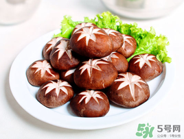 干香菇和鮮香菇的區(qū)別？干香菇和鮮香菇哪個(gè)好？