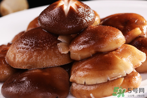 鮮香菇發(fā)黑了還能吃嗎？鮮香菇放黑了還能吃嗎？