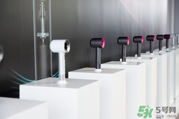 dyson吹風(fēng)機怎么用？戴森吹風(fēng)機使用方法