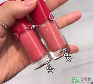 阿瑪尼小胖丁唇釉哪個(gè)色最火？阿瑪尼小胖丁唇釉保留了紅管的哪個(gè)色？