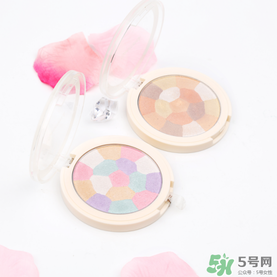 得鮮粉餅怎么樣？the saem修容粉好用嗎？