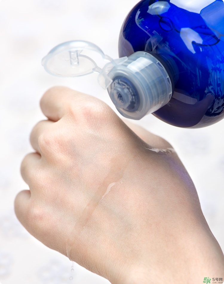 伊詩(shī)露化妝水好用嗎？Esthe Dew化妝水怎么樣？