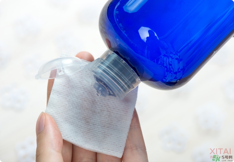 伊詩(shī)露化妝水好用嗎？Esthe Dew化妝水怎么樣？