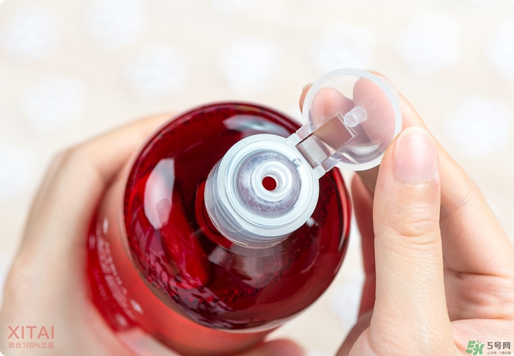 伊詩露櫻桃爽膚水怎么樣？esthe dew櫻桃水好用嗎？