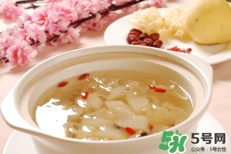 喝銀耳紅棗湯對身體好嗎？長期吃銀耳紅棗湯有什么好處？