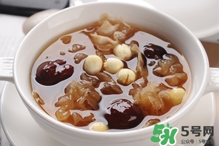 喝銀耳紅棗湯對身體好嗎？長期吃銀耳紅棗湯有什么好處？