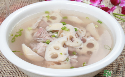 排骨湯可以隔夜喝嗎？隔夜的排骨湯還能喝嗎？