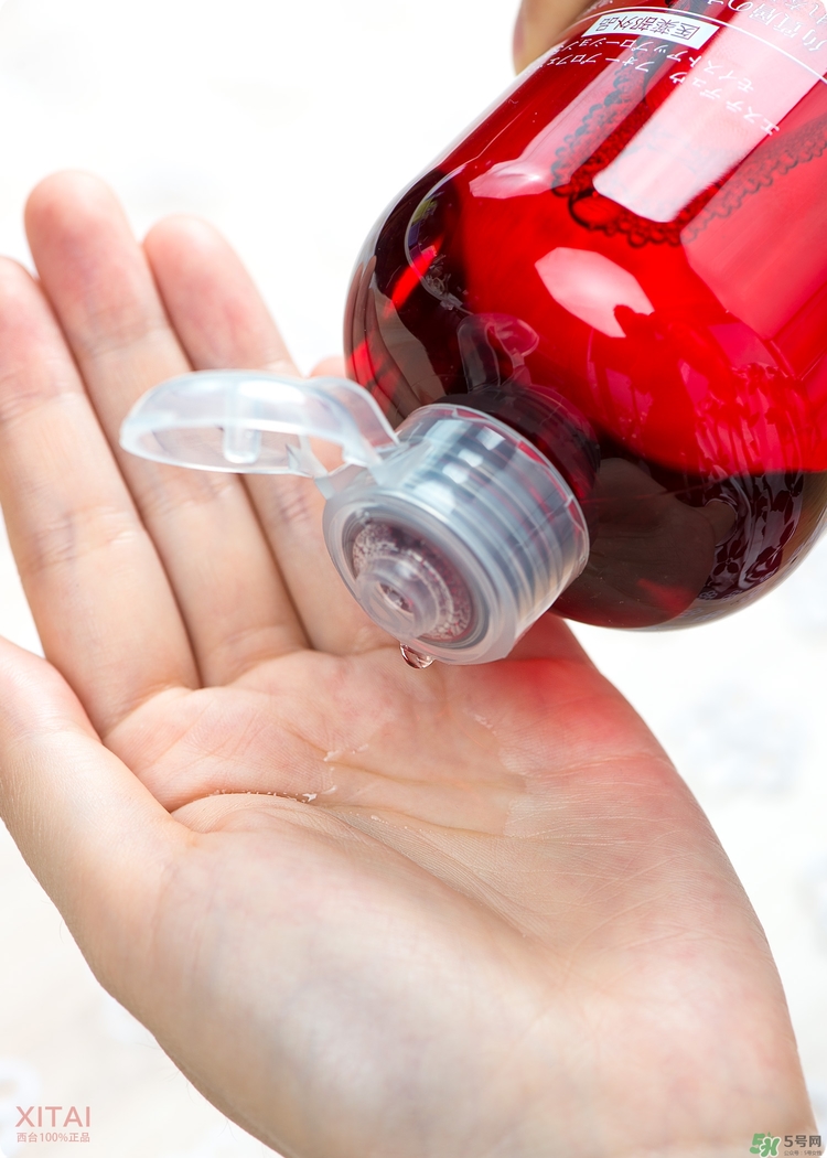 伊詩露櫻桃爽膚水怎么樣？esthe dew櫻桃水好用嗎？