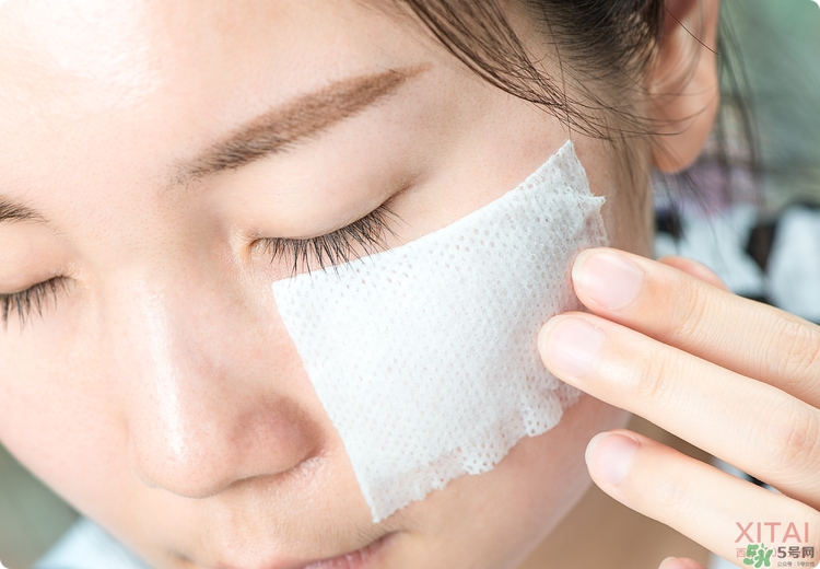 伊詩露櫻桃爽膚水怎么樣？esthe dew櫻桃水好用嗎？