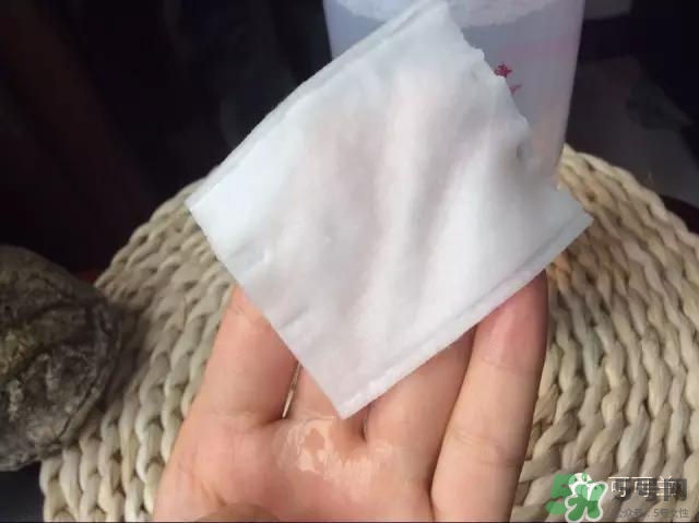 Esthe Dew伊詩露卸妝水怎么樣？伊詩露卸妝水怎么用