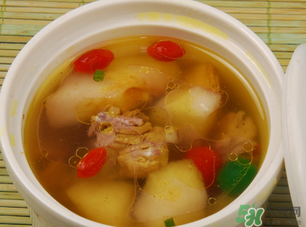 雞肉放什么容易爛？雞肉怎么燉才爛？