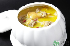 雞肉和柿子能一起吃嗎？吃完雞肉可以吃柿子嗎？