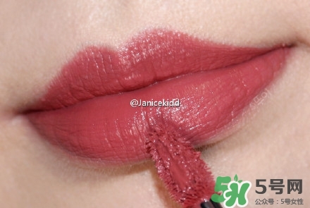 歐萊雅絲絨唇釉v103試色 歐萊雅唇釉v103試色圖 歐萊雅絲絨唇釉v103試色 歐萊雅唇釉v103試色圖