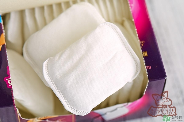 尤妮佳化妝棉新舊包裝對(duì)比 尤妮佳化妝棉新舊包裝區(qū)別 尤妮佳化妝棉新舊包裝對(duì)比 尤妮佳化妝棉新舊包裝區(qū)別