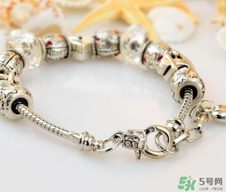 潘多拉手鏈哪里有賣？潘多拉手鏈在哪里買便宜？