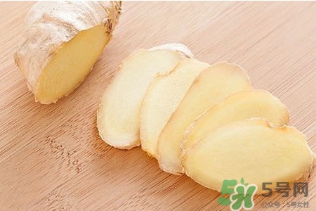 生姜水能洗頭發(fā)嗎？姜湯洗頭發(fā)有什么好處？