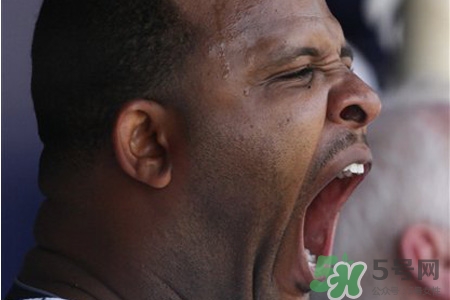 哈欠連天是怎么回事？老打哈欠是怎么回事？