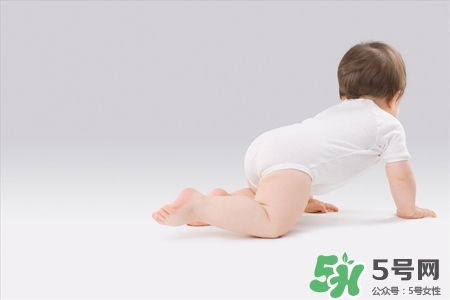 寶寶拉綠屎正常嗎？寶寶拉綠屎什么原因？