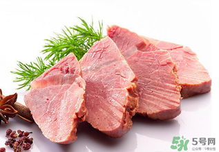 吃完牛肉可以喝牛奶嗎？牛肉和牛奶可以一起吃嗎？