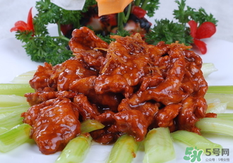 吃完牛肉可以喝牛奶嗎？牛肉和牛奶可以一起吃嗎？