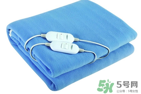 睡電熱毯上火流鼻血怎么回事？睡電熱毯上火流鼻血怎么辦？