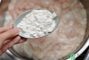 豬大腸怎么清洗？豬大腸怎么去臭味？