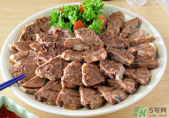 熟牛肉放冰箱里能保鮮多久？熟牛肉冷凍可以放多久？