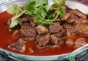 燉牛肉放什么容易爛？牛肉怎么燉好吃又爛？