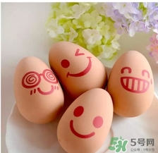 笨雞蛋和普通雞蛋營(yíng)養(yǎng)價(jià)值一樣嗎？笨雞蛋和普通雞蛋的區(qū)別