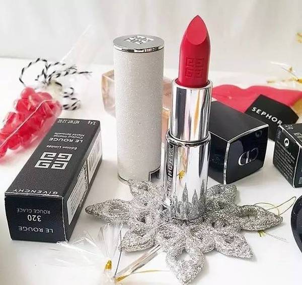 紀(jì)梵?？套挚诩t多少錢？紀(jì)梵?？诩t怎么刻字？