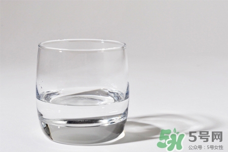 喝白酒能解牙痛嗎？牙痛能喝白酒嗎？