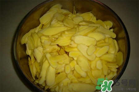 紅糖姜茶晚上能喝嗎？晚上為什么不能吃姜？