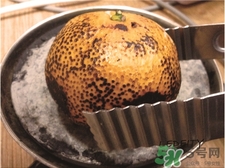 烤橘子能夠治兒童咳嗽嗎?烤橘子治咳嗽要注意幾點(diǎn) 烤橘子能夠治兒童咳嗽嗎?烤橘子治咳嗽要注意幾點(diǎn)